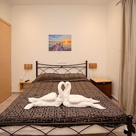 Karnagio Rooms Kipariszía Kültér fotó