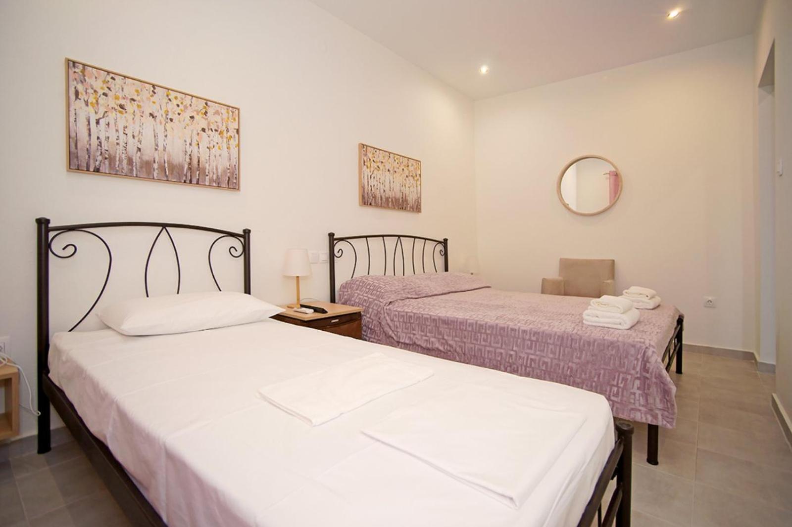 Karnagio Rooms Kipariszía Kültér fotó