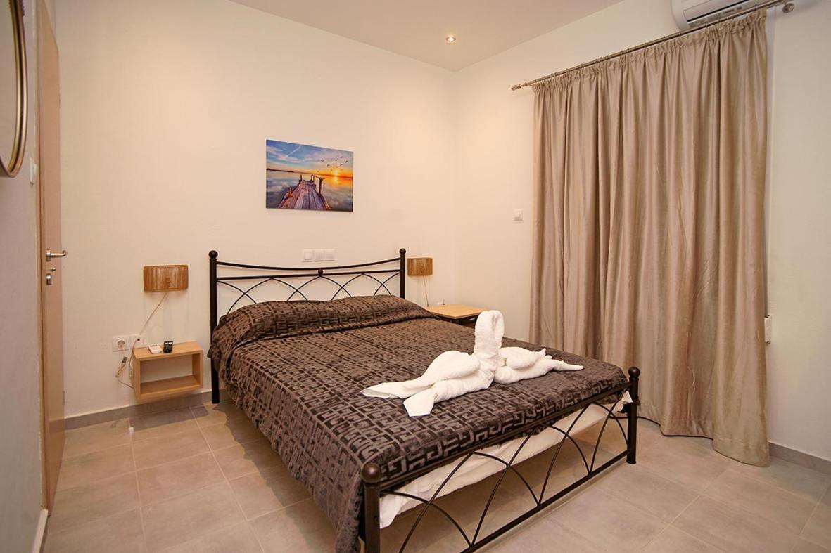 Karnagio Rooms Kipariszía Kültér fotó